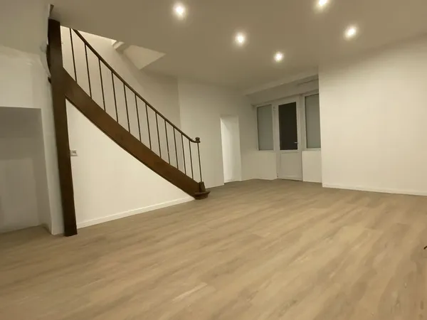 Location maison renovée 3 chambres 