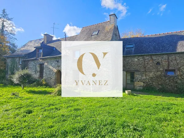 A VENDRE : CORPS DE BÂTIMENT AVEC DEUX LOGEMENTS EN CAMPAGNE 