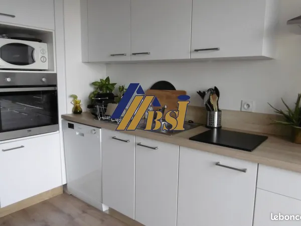 Appartement 4 pièces 77 m² 
