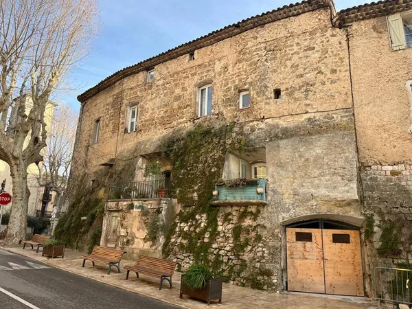 Duplex 5 pièces 146 m² 