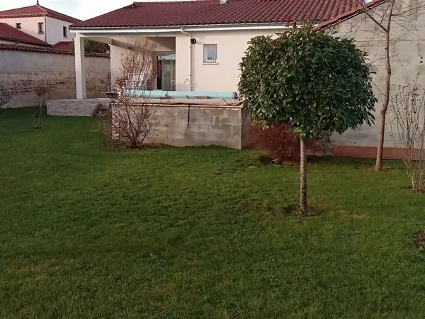 Maison 2015 plein pied 400m centre ville 