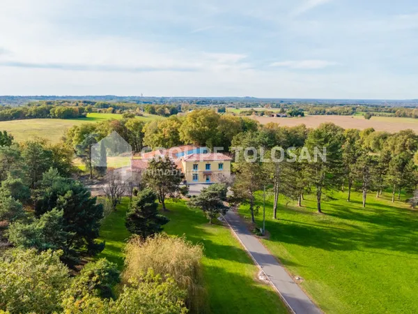 Maison de maître 16 pièces 446 m² 