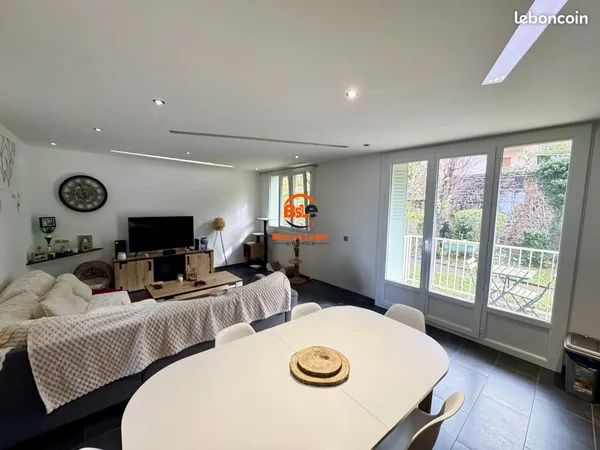 Appartement 3 pièces 82 m² 