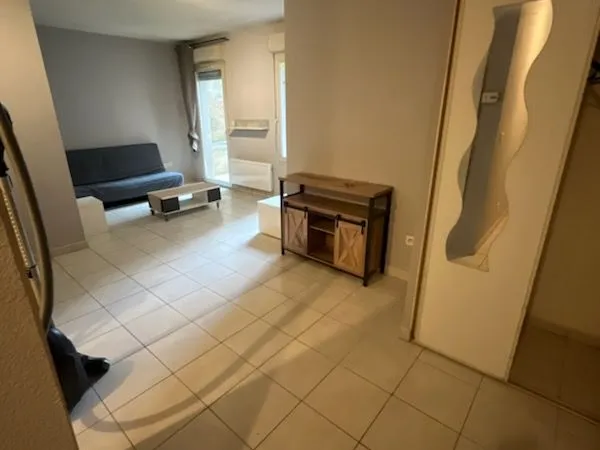 T1 Meublé RdC Bourg de Péage 36m2 