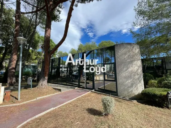 BUREAUX A VENDRE 