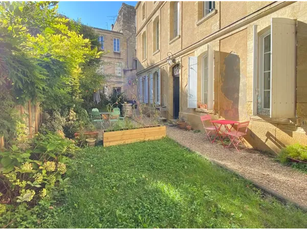 Place Pey-Berland / Duplex 91m² / T4 
