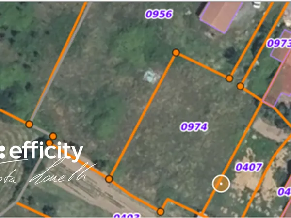 Terrain 1390 m² 