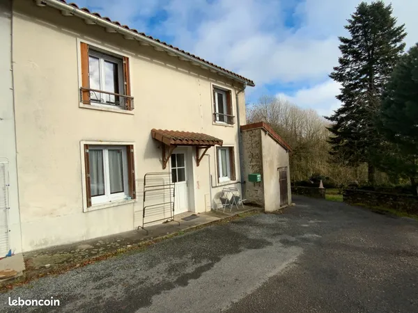 Maison Commune de PEYRILHAC 