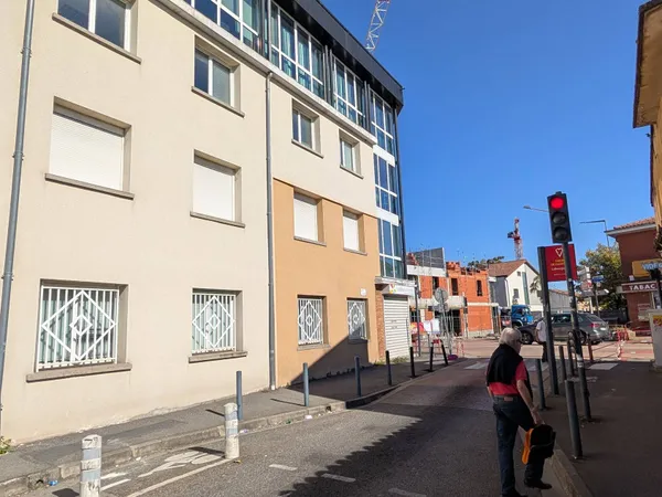 Vends local commercial lumineux 