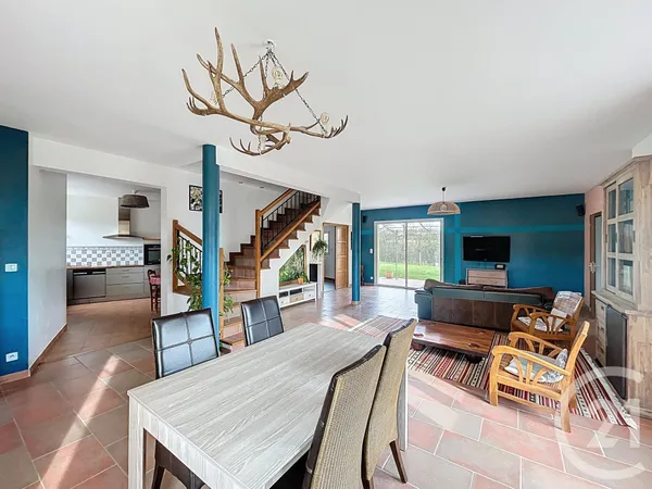 Maison 7 pièces 180 m² 