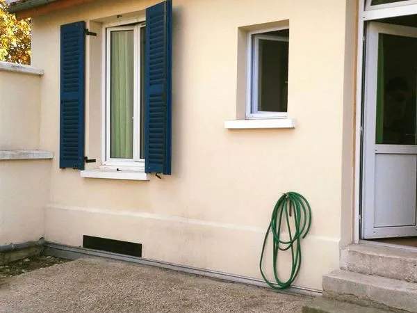 Appartement meublé 2 Pièces + Terrasse extérieure 