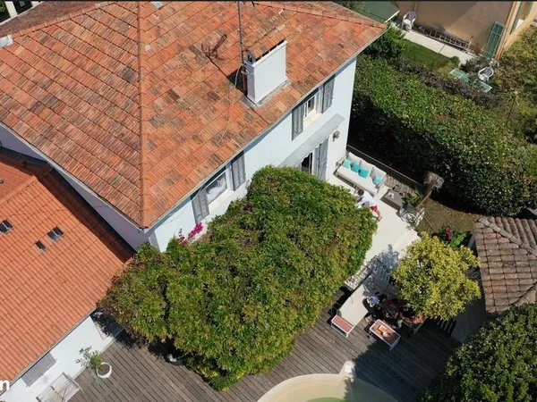 Maison de ville rénovée - Antibes 