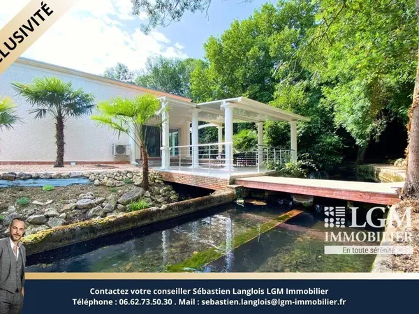 Villa 7 pièces 337 m² 