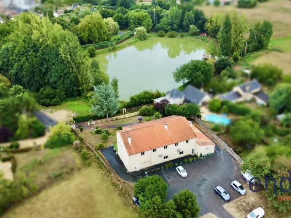 Local d'activité 545 m² 