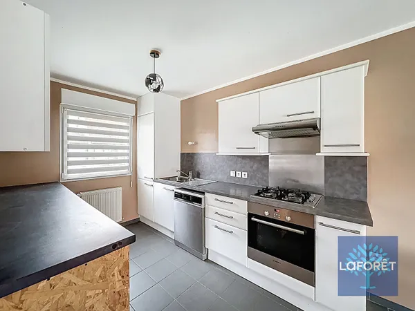 Maison 3 chambres avec jardin - Thiant 