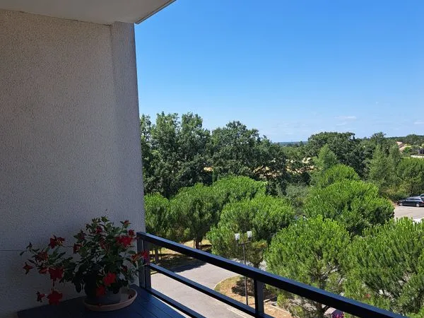 Appartement . 2 pièces . 53m² 