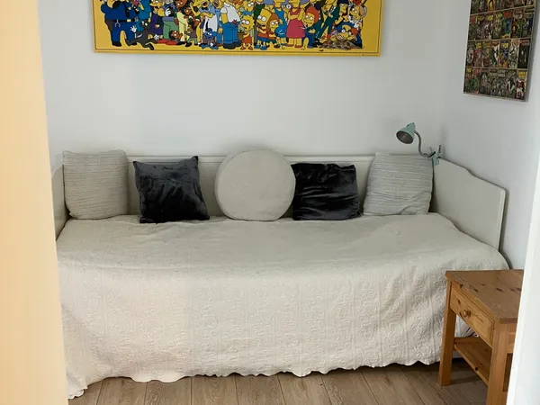 Co location. CHAMBRE DISPONIBLE à partir du 1 Décembre. Les Ulis frontière avec Bures sur 