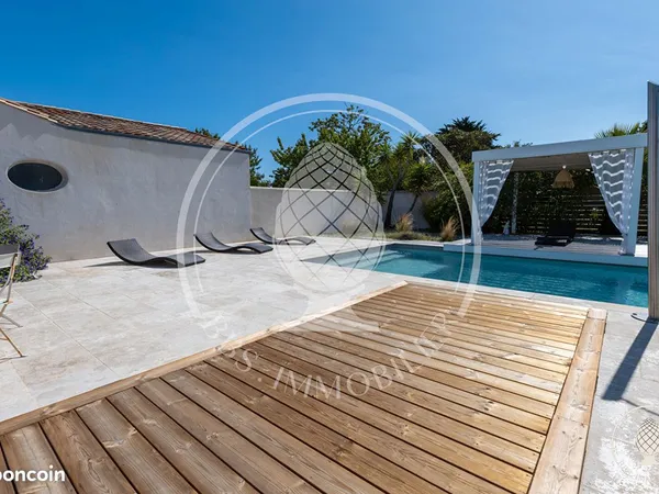 Maison 10 pièces 411 m² 