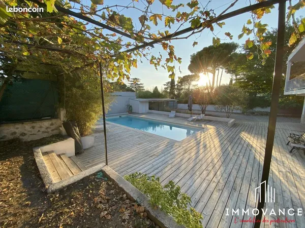 Maison 6 pièces 180 m² 