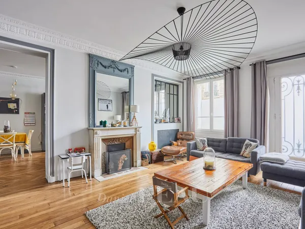 Paris XVIe - La Muette/OCDE - Charme - 4 chambres. 