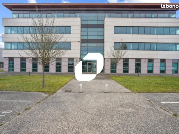 Bureaux 264 m² 