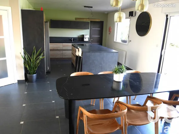 Maison 5 pièces 160 m² 