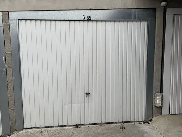 Parking/box 14 m² Sainte-Luce-sur-Loire 