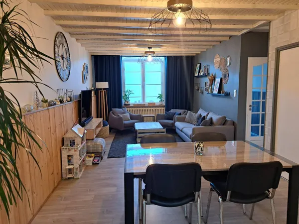 Maison 6 pièces 105 m² 
