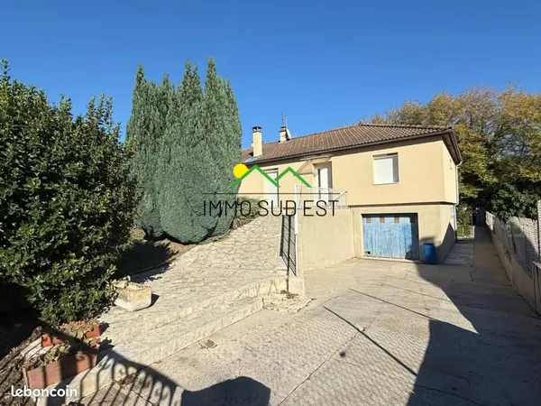 Maison 5 pièces 115 m² 