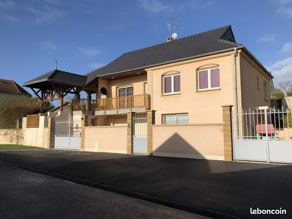 Maison 6 pièces 154 m² 