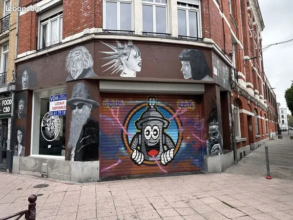 Local commercial 160 m² 