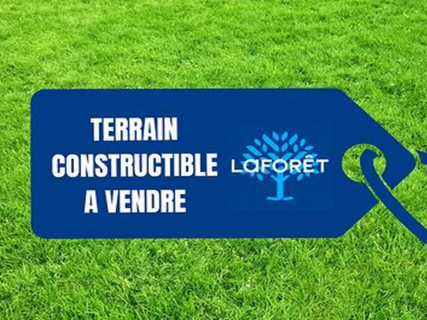 TERRAIN VIABILISE EN BORDURE 821M2 
