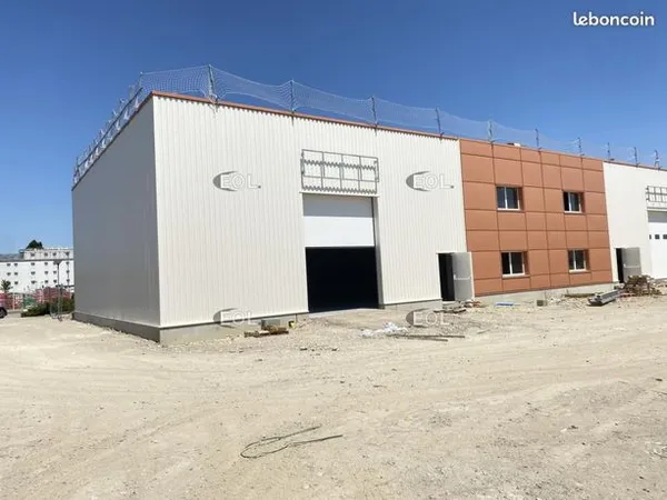 Local commercial 370 m² 