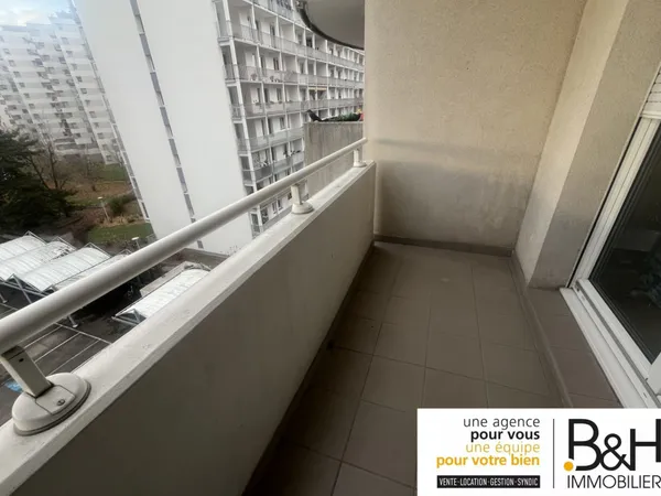 ESPLANADE - 2 pièces avec balcon 