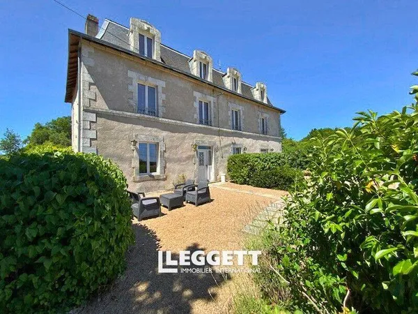 Maison 18 pièces 340 m² 