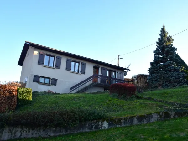 Maison traditionnelle 4 pièces 