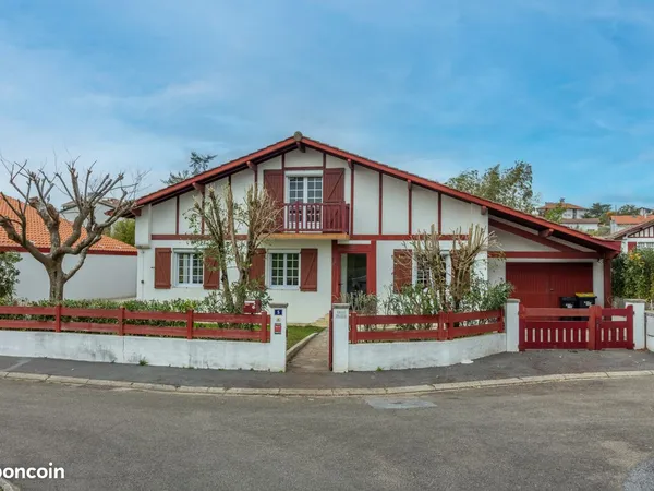 Maison 5 pièces 153 m² 
