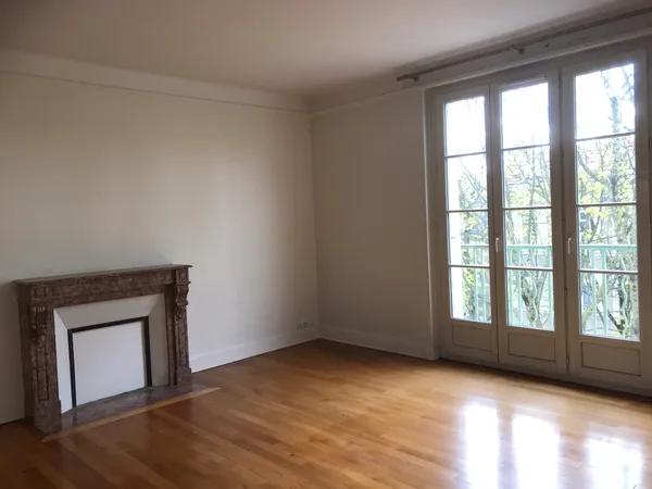 Loue appartement 3 pièces 