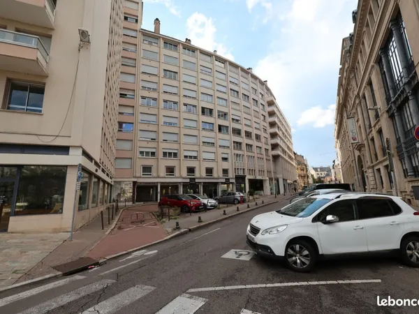 Appartement T6 - 139m² - Centre Dijon Passage Darcy - Rare 