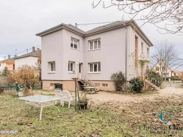 Appartement 4 pièces 81 m² 