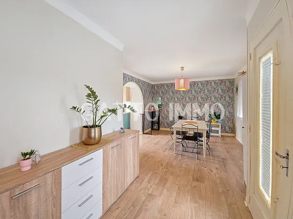 Maison 76m2 // 2 chambres // 1 bureau // sous-sol complet // 