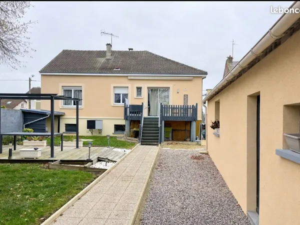 Maison 5 pièces 140 m² 