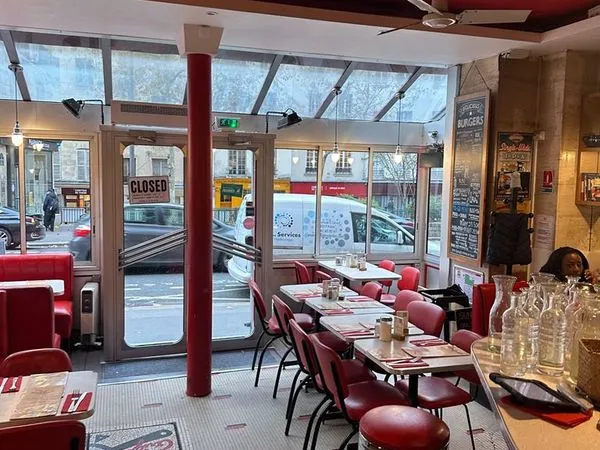 Local commercial 60 m² PARIS 