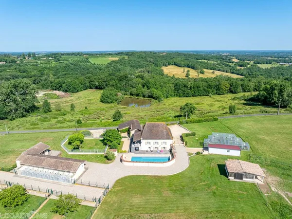 Maison de luxe 8 pièces 191 m² 