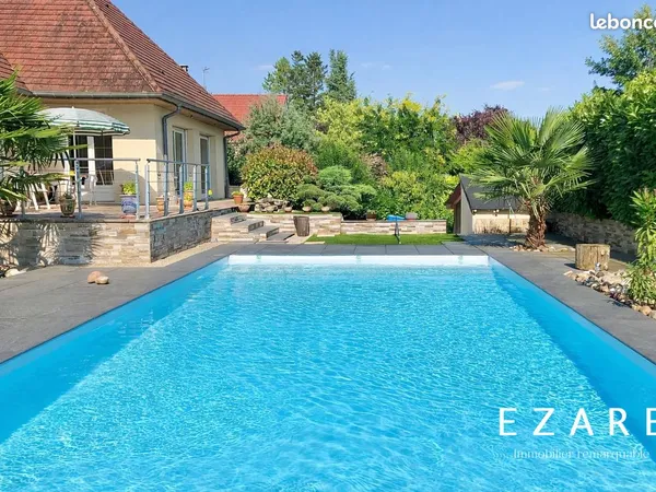 Maison 6 pièces 250 m² 