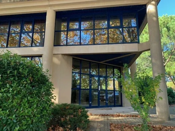 Bureau 417 m² 