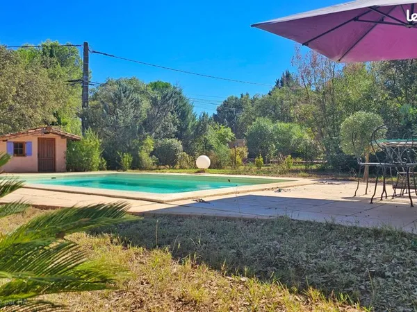Villa 6 pièces 133 m² 