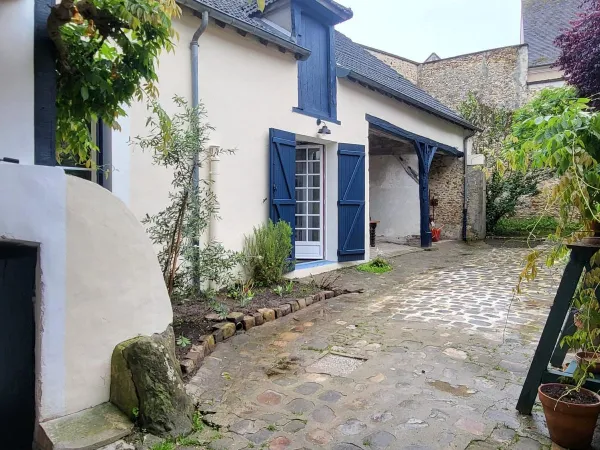 Maison de ville avec jardin, EPERNON 