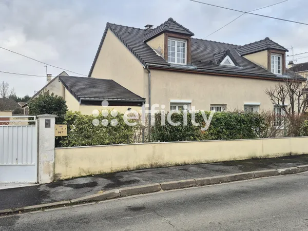 Maison 6 pièces 141 m² 