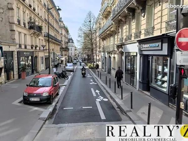 Local commercial 130 m² 